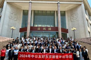 记者：没有沙特球队联系瓦拉内，就算联系了他也不会离开曼联